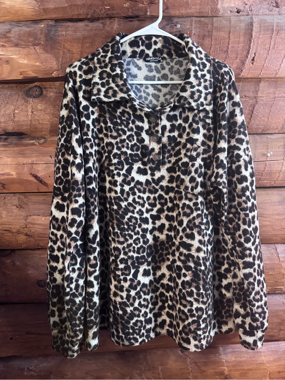 HEIMISH USA Leopard Print Henley Pullover - Brown & Black